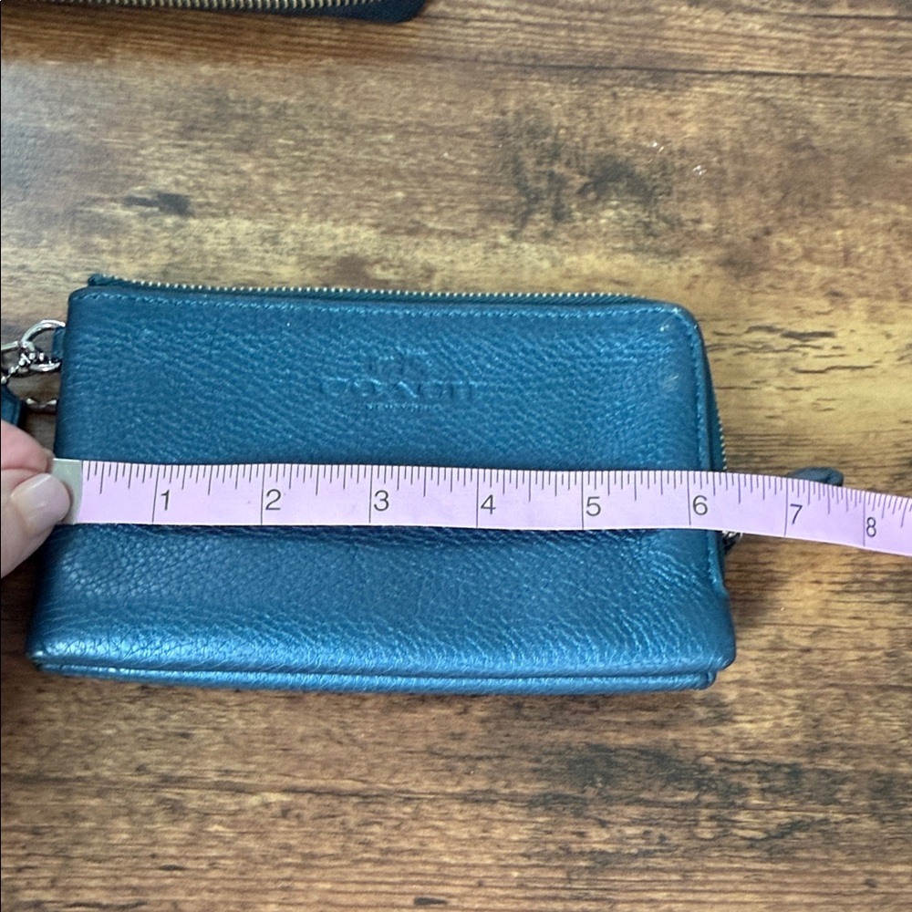 Coach Navy Leather Wristlet - Picture 8 of 9